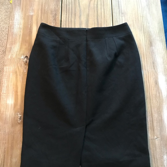 Ann Taylor LOFT Black Pencil Skirt - 8 - Picture 4 of 7